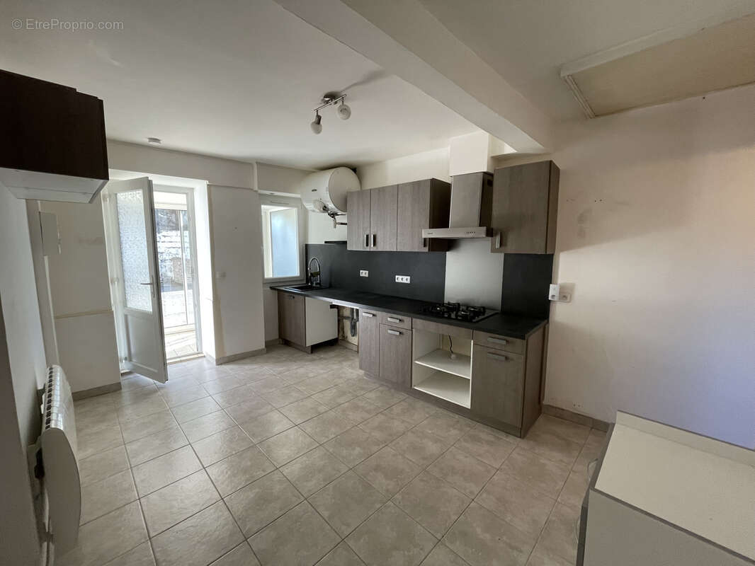 Appartement à LEUDEVILLE