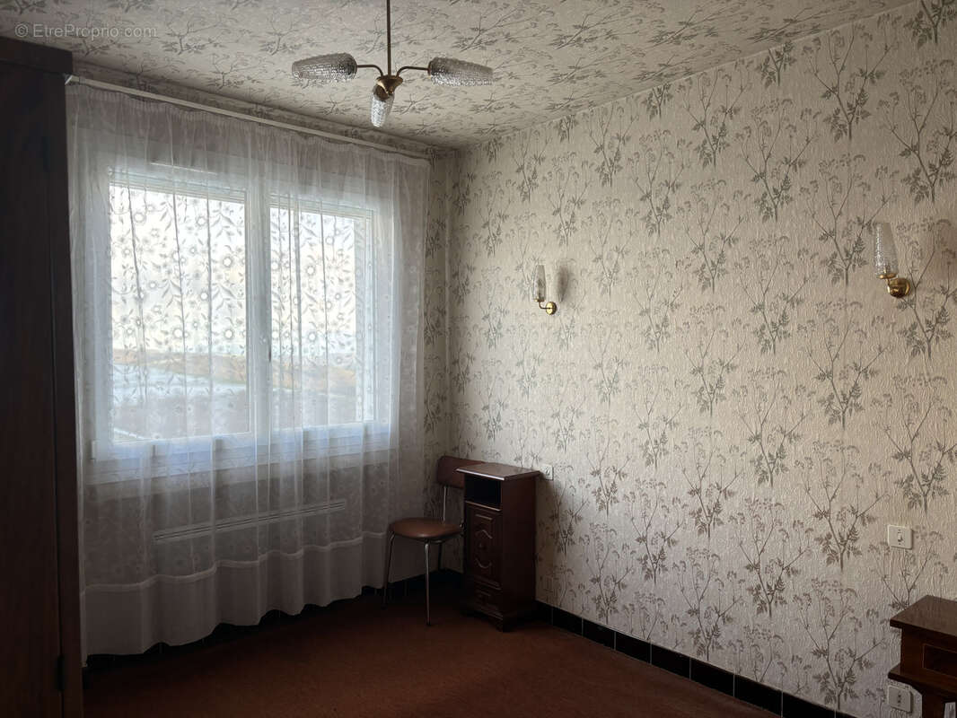 Maison à SAINT-THURIN