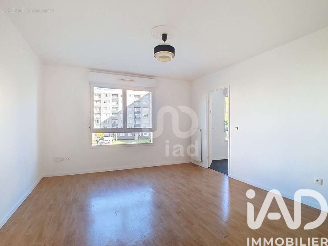 Photo 4 - Appartement à DAMMARIE-LES-LYS