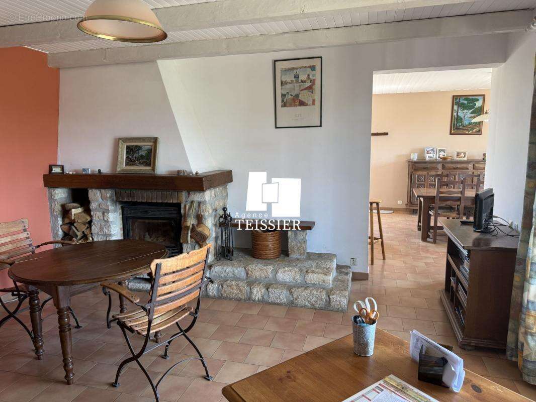 Sud Ardèche : 07230 secteur Lablachère, maison Traditionnelle - photo 9