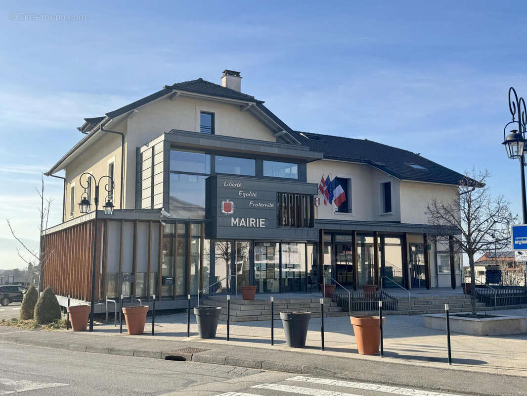 Mairie - Appartement à ARCHAMPS