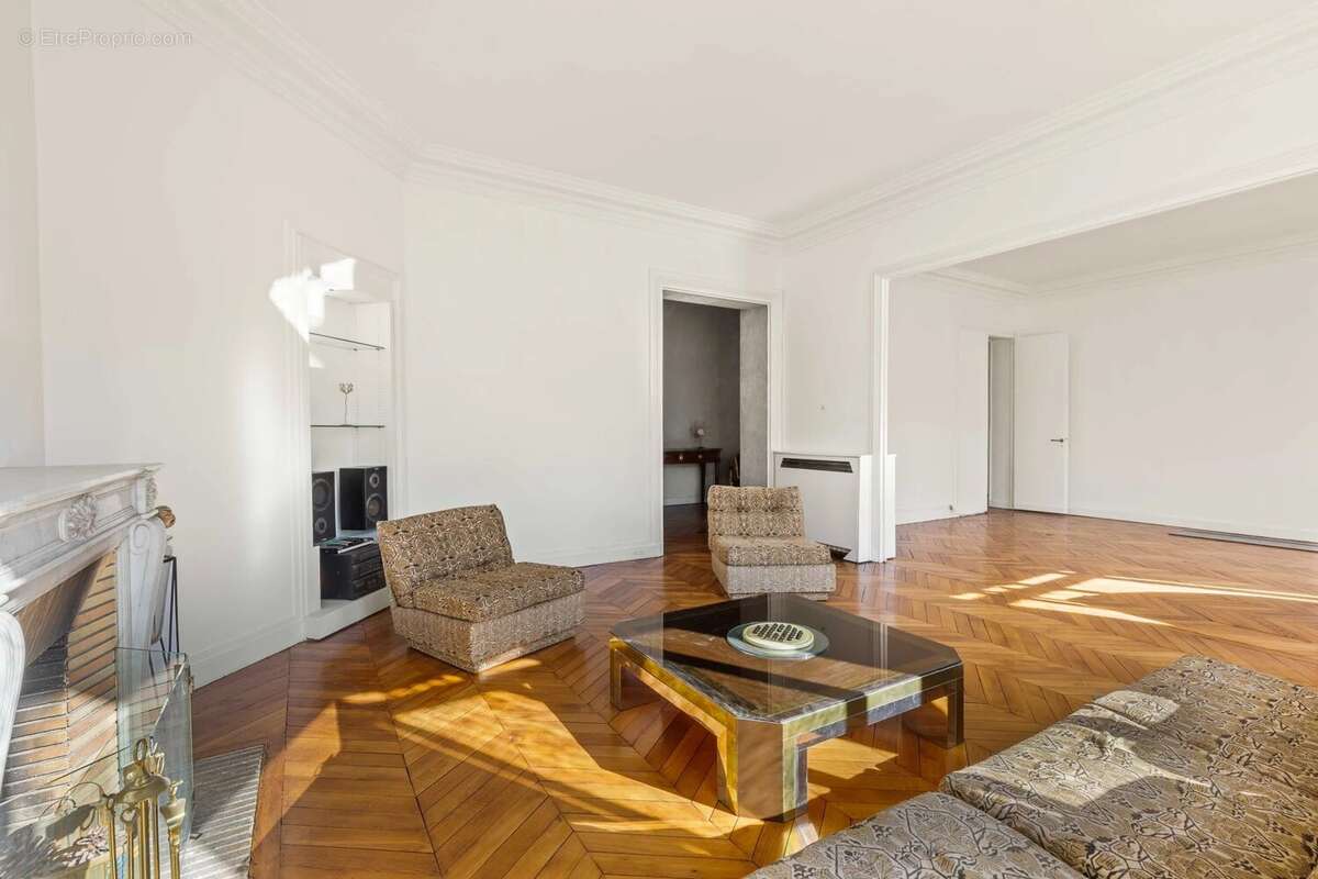 Appartement à PARIS-12E