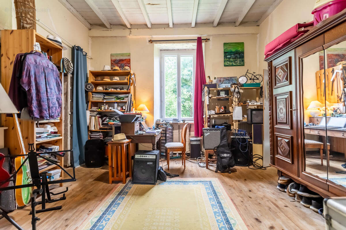 Maison à LACOUR