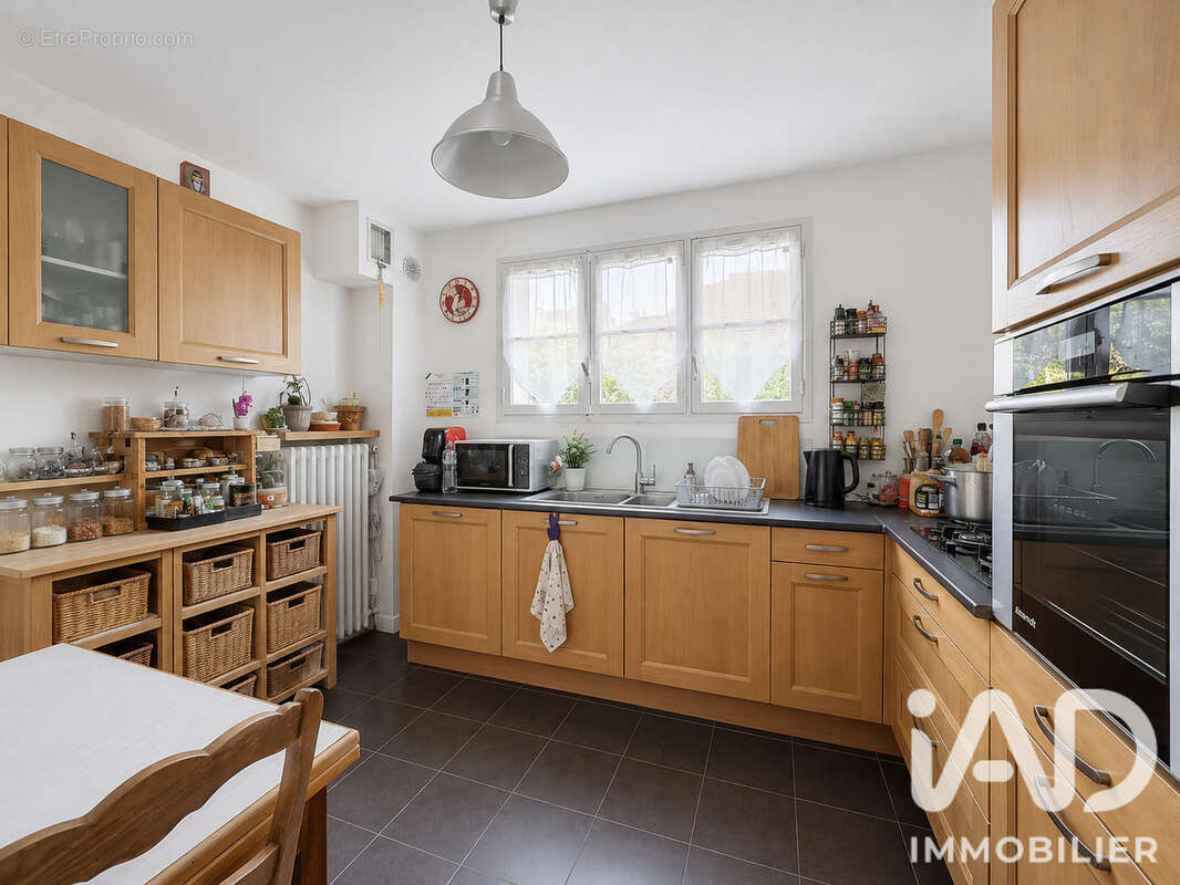 Maison 94 m² à Epernay  - photo 4
