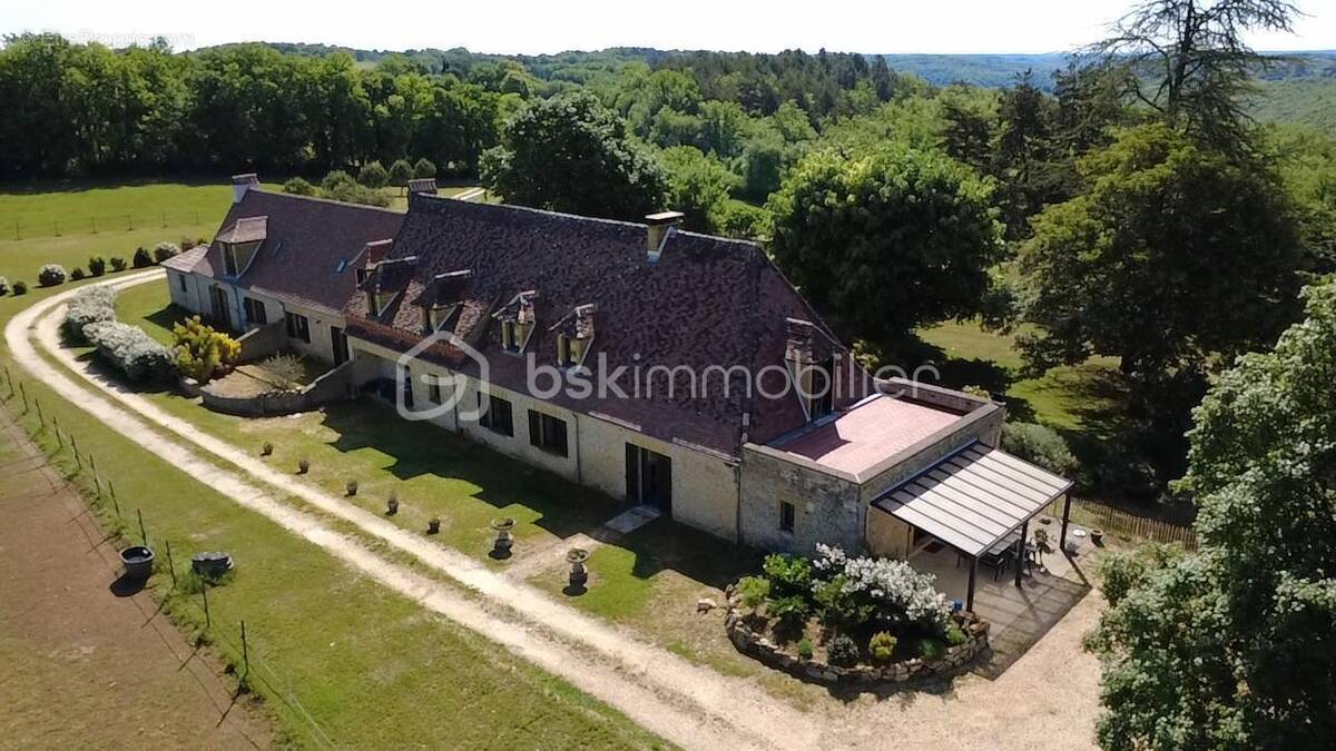 Maison à BEAUMONT-DU-PERIGORD