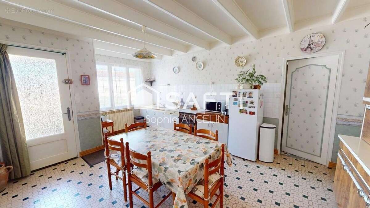 Photo 6 - Maison à FONTAINE-CHALENDRAY