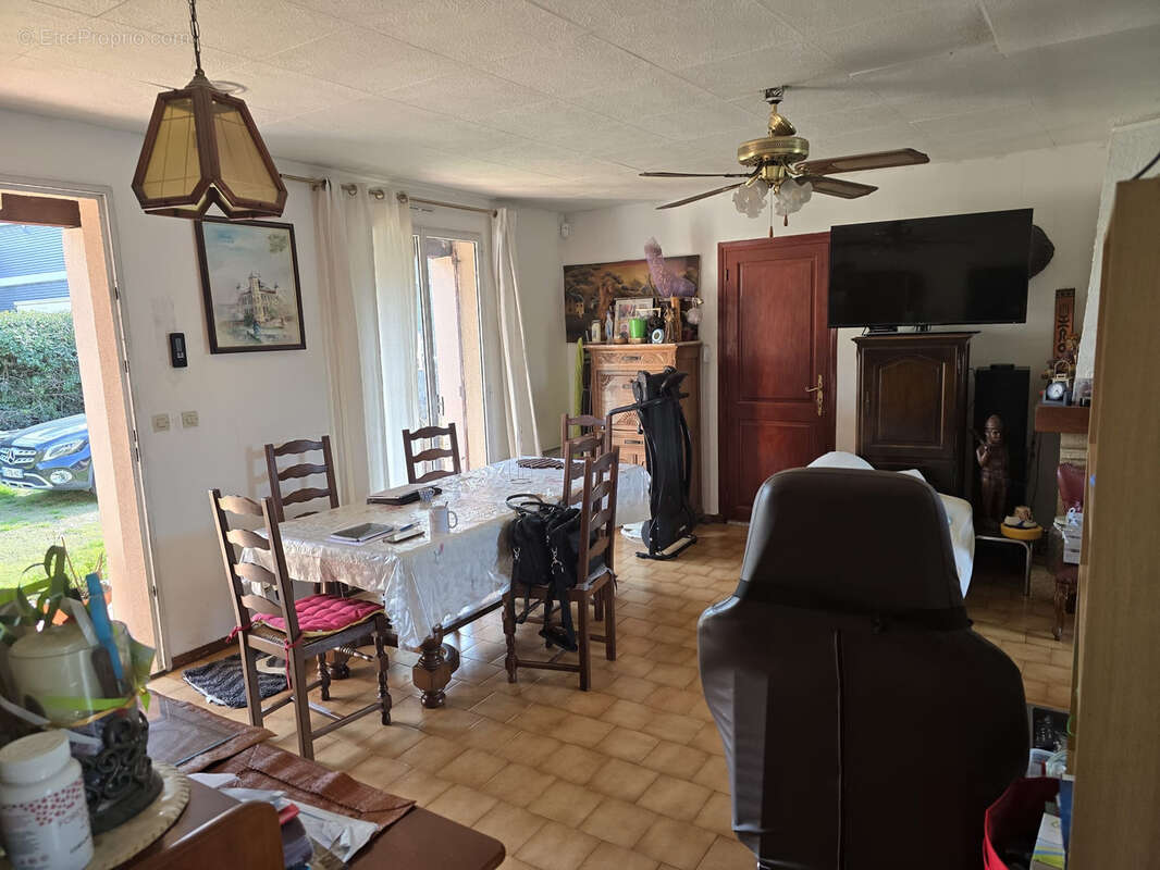 Maison à SAINT-ZACHARIE