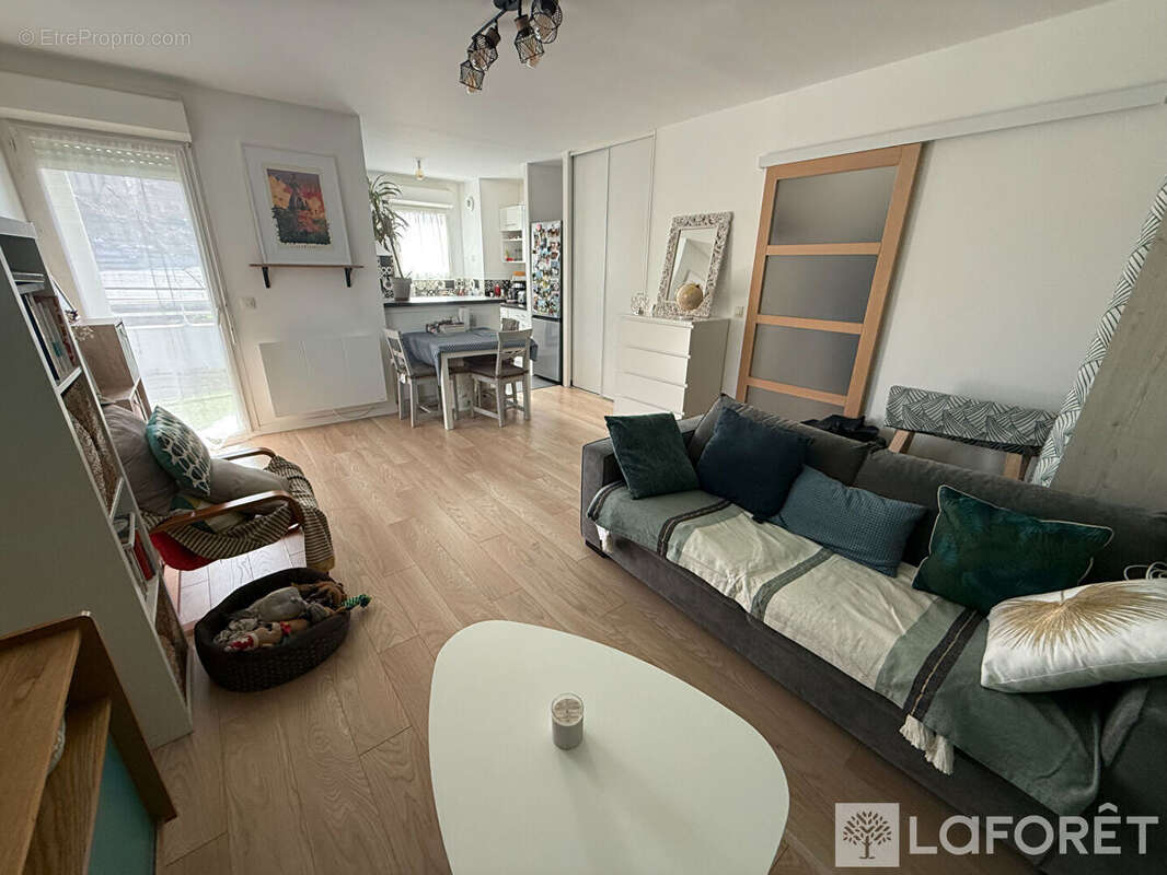 Appartement à MARTIGNAS-SUR-JALLE