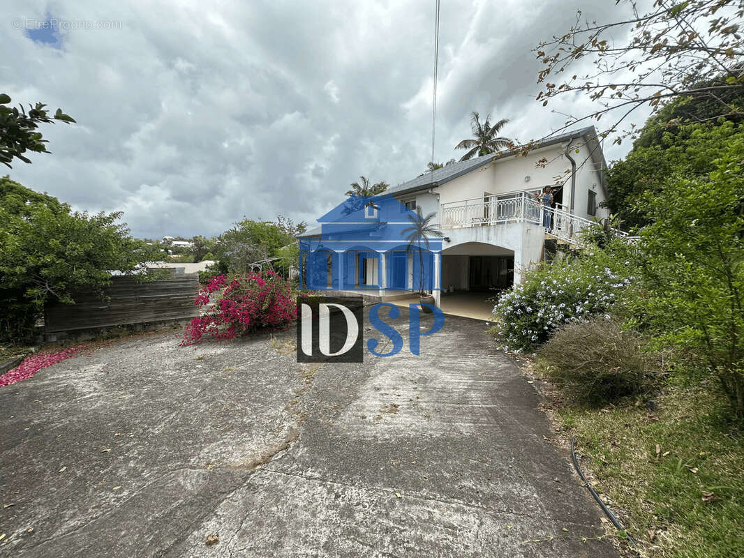 Maison à LE TAMPON