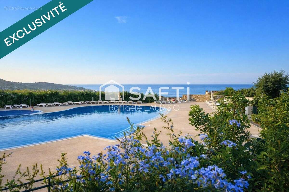 Photo 8 - Appartement à ROQUEBRUNE-SUR-ARGENS
