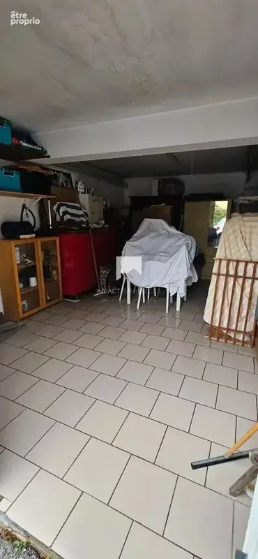 Hyères – Garage carrelé 25 m² + parking libre • Résidence sécurisée entre gare et centre-ville – 45 000 € - photo 2