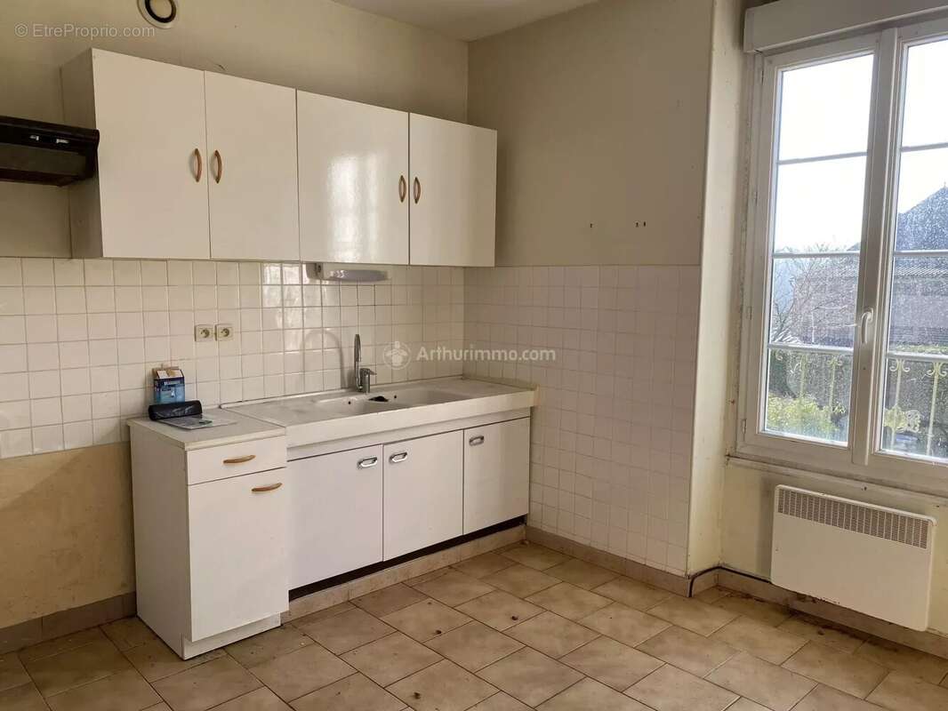 Maison à LA CHAPELLE-GAUGAIN