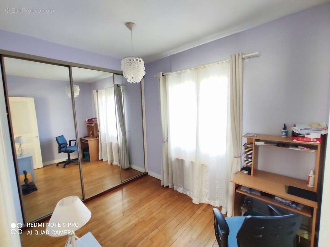 Maison à VIGNEUX-SUR-SEINE