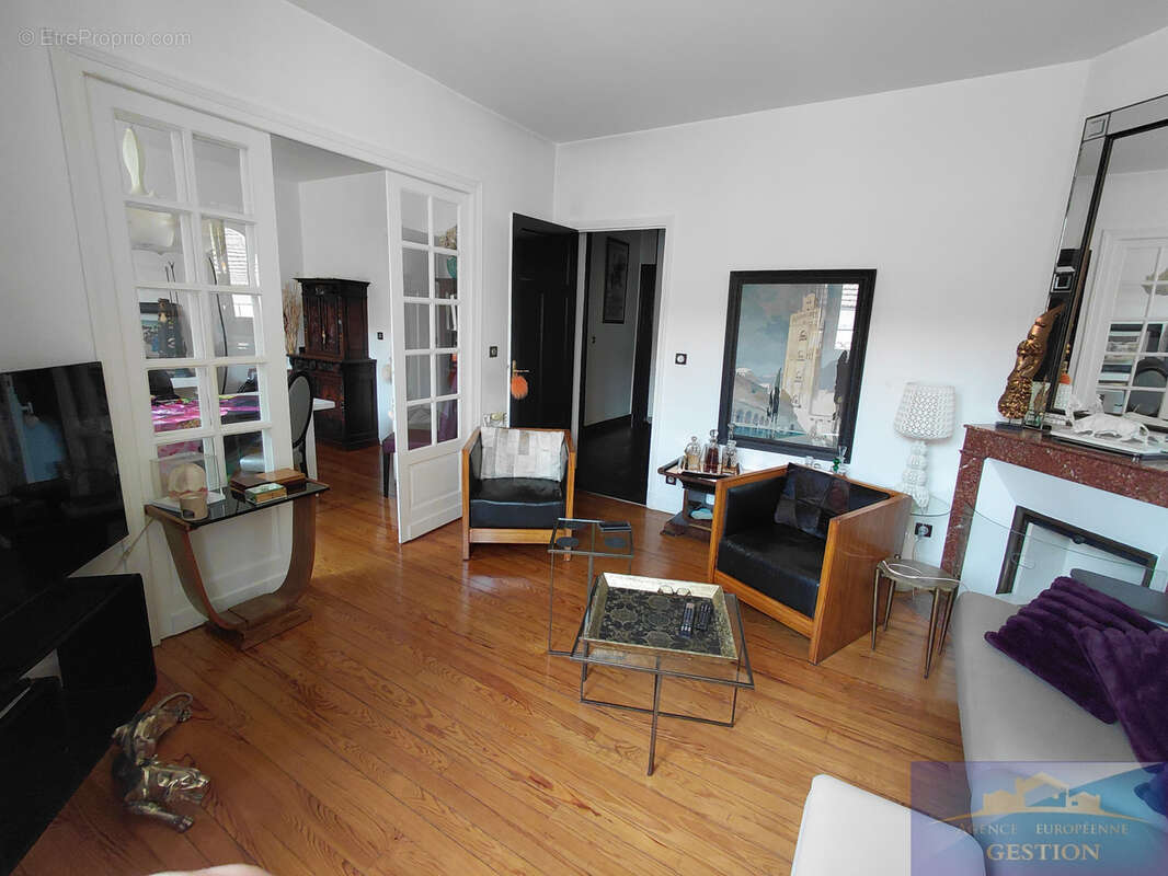 Maison de ville à deux pas des sanctuaires - photo 2