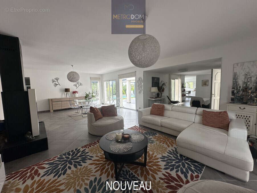 Maison à SAINT-MATHIEU-DE-TREVIERS