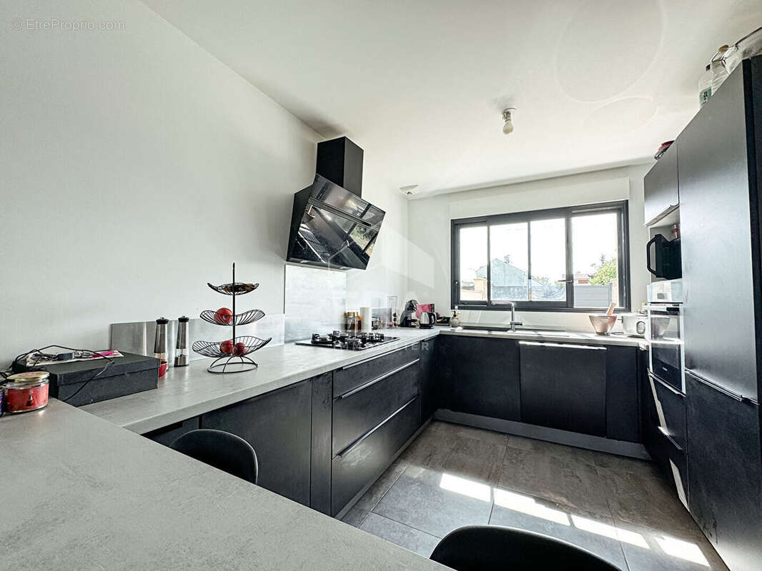 Maison à SARTROUVILLE