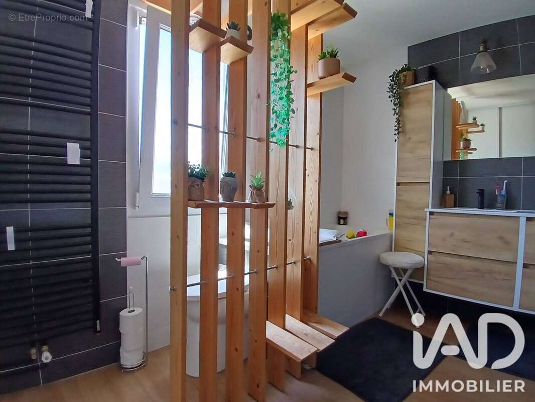 Maison 104 m² à Cholet  - photo 6