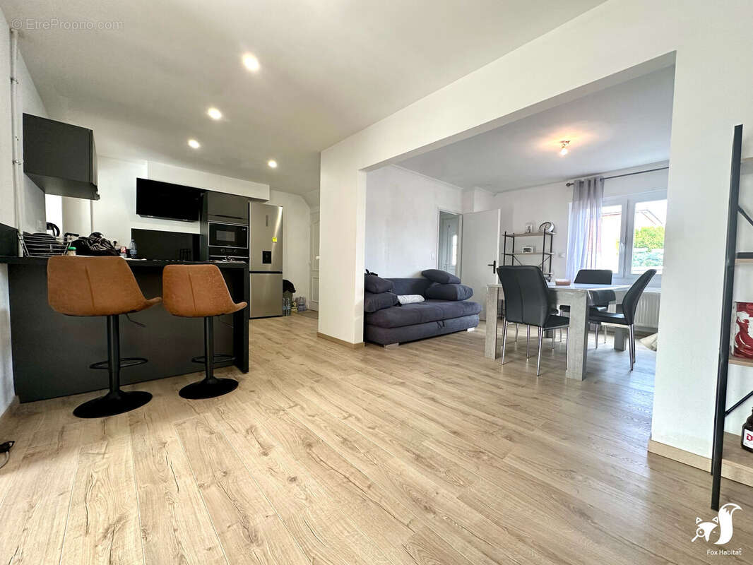 Maison à NEUVILLE-SAINT-REMY