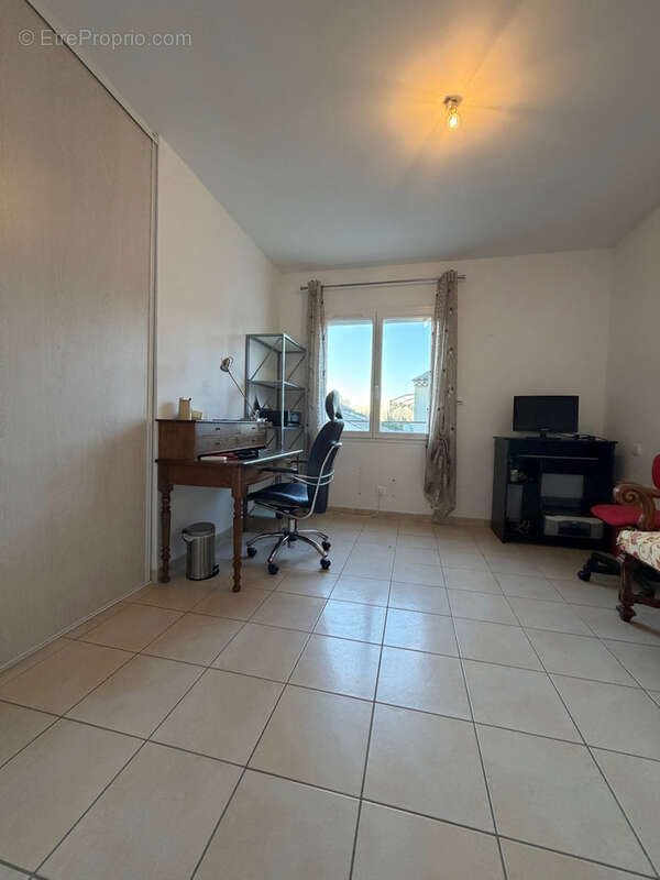 Maison à JONQUIERES