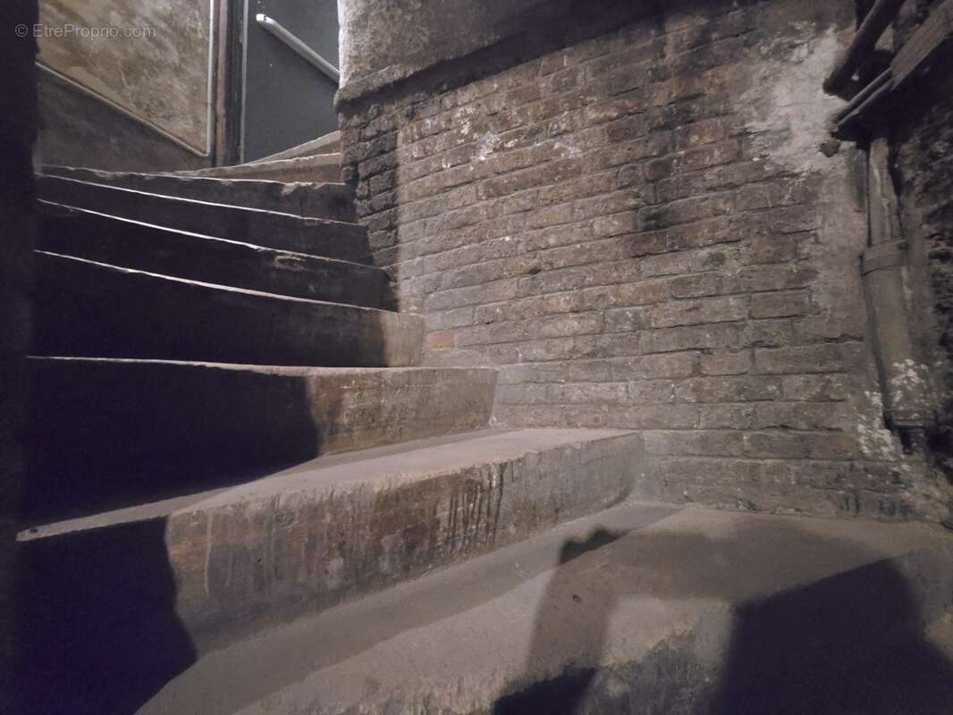 Cave rare à neuilly sur seine - photo 6