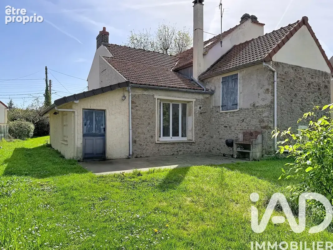 Photo 1 - Maison à BURES-SUR-YVETTE