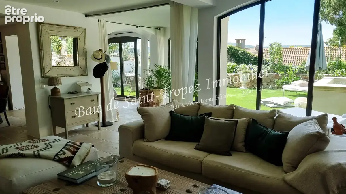 Magnifique appartement de 147m2  avec un jardin de 150m2 env à 2 pas de la place des Lices - photo 3