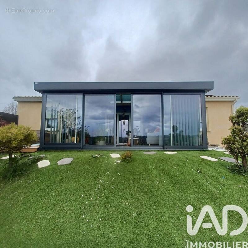 Photo 1 - Maison à SAINT-MARTIAL-DE-MIRAMBEAU