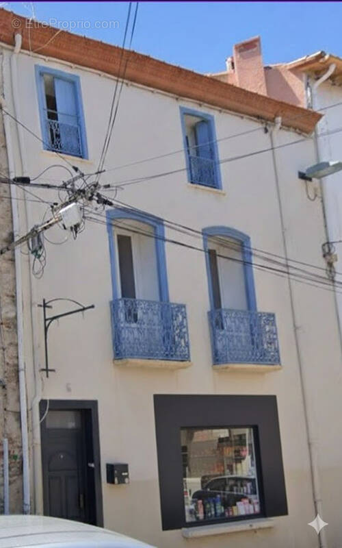 Appartement à SAINT-LAURENT-DE-LA-SALANQUE