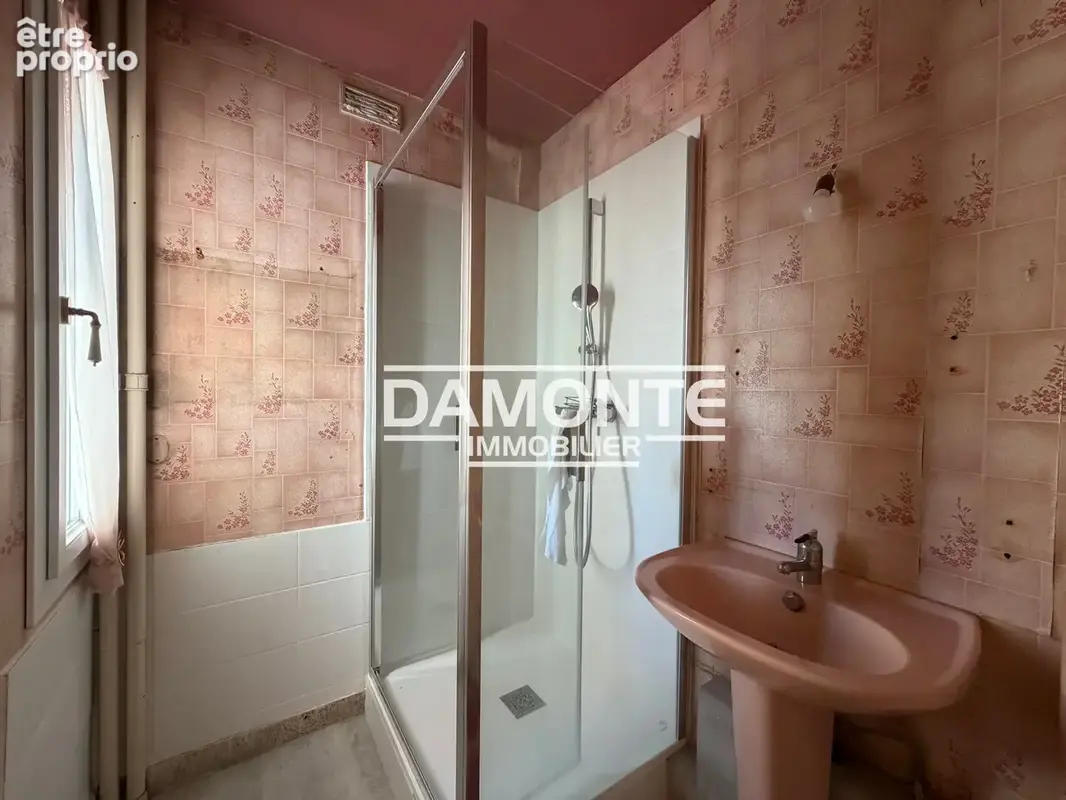 Troyes - proche centre-ville - appartement t3 avec balcon - photo 6