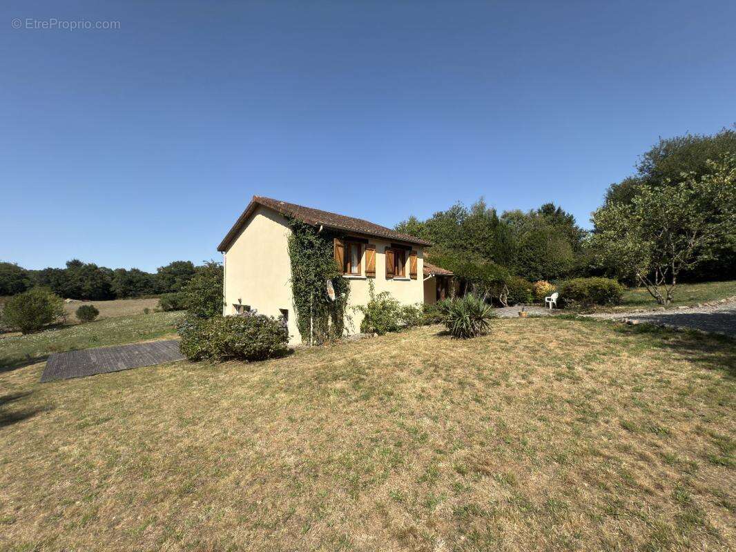 Maison à VERNEUIL-SUR-VIENNE