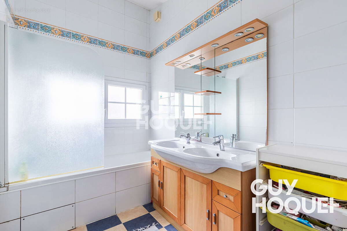 Maison à ATHIS-MONS