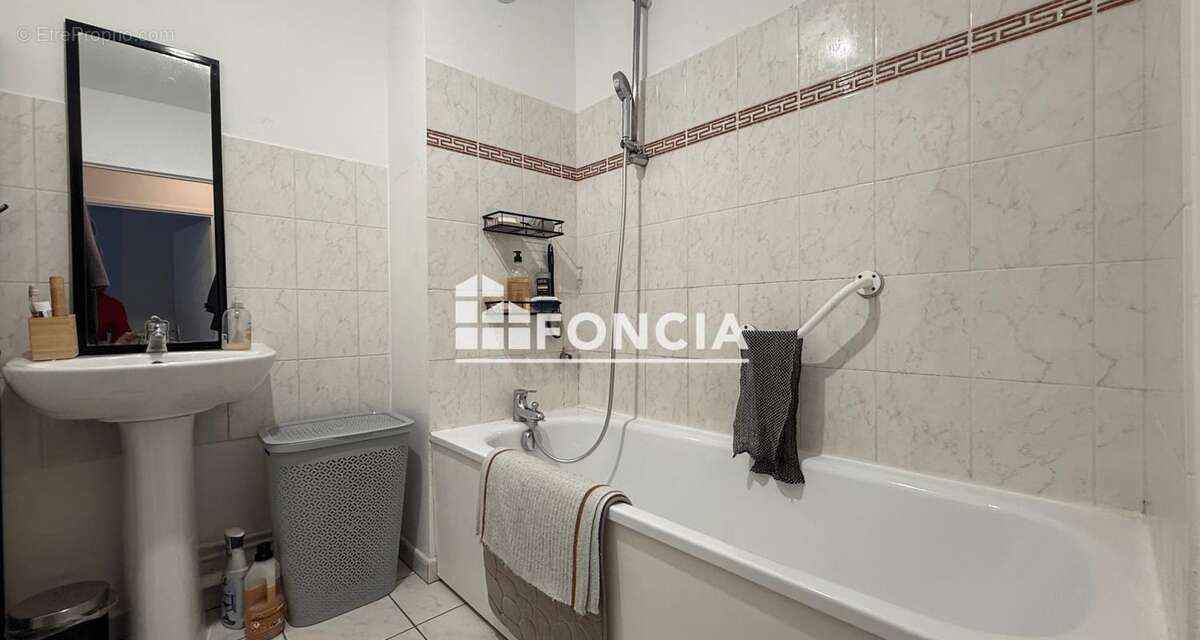 Appartement à ROISSY-EN-BRIE