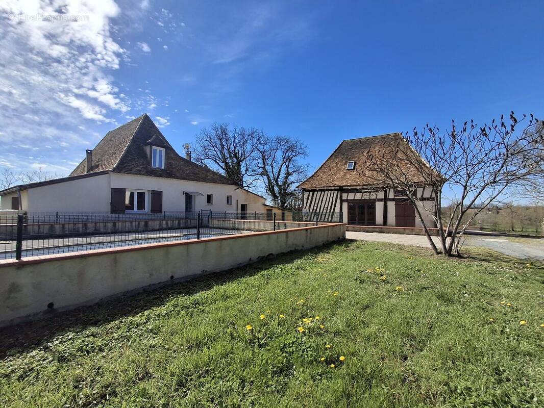 Maison à CASTILLONNES