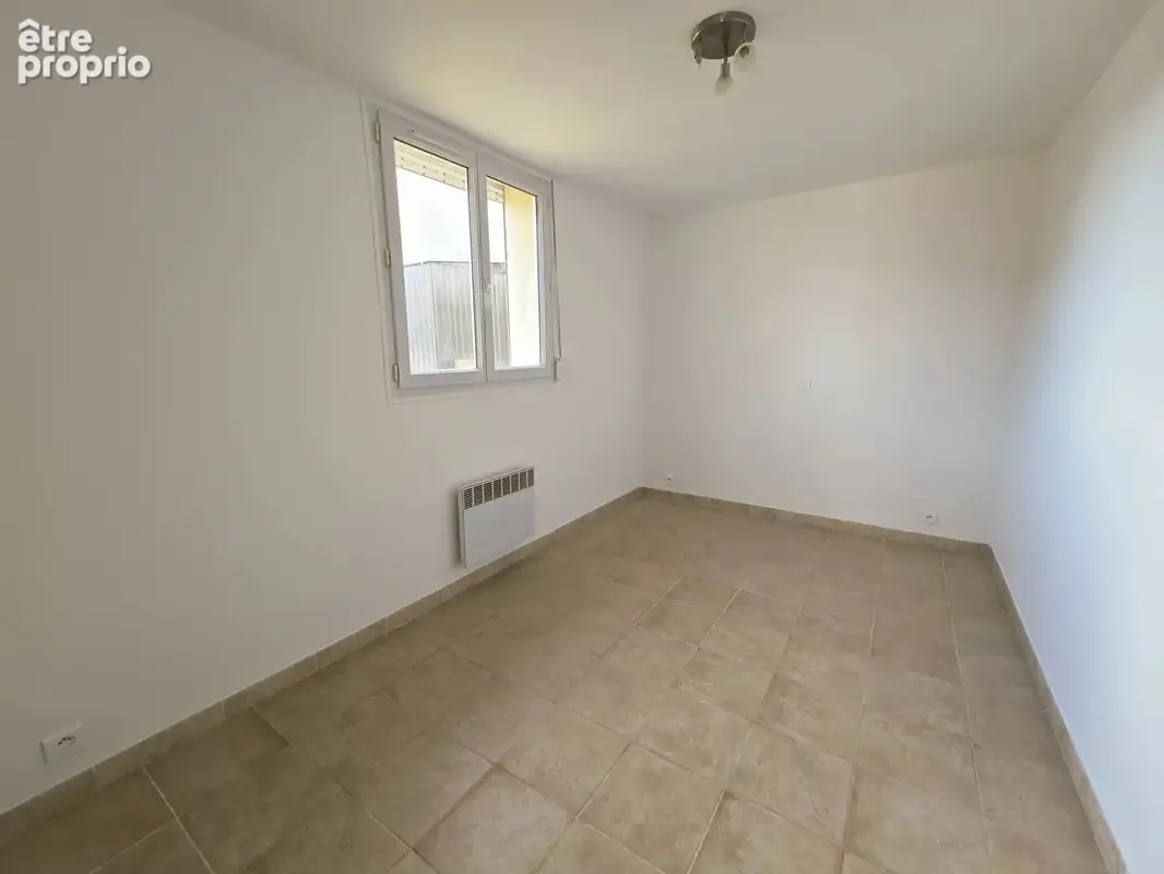 Appartement 103 m² à Saint-Quentin-La-Poterie  - photo 6