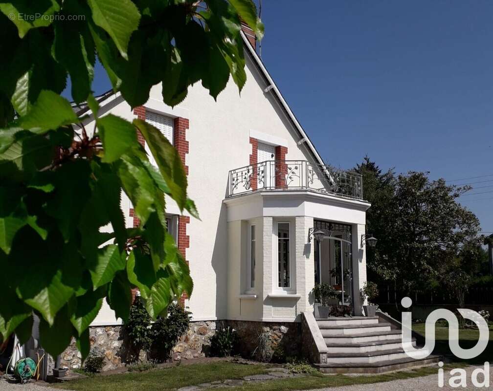 Photo 3 - Maison à ARGENT-SUR-SAULDRE