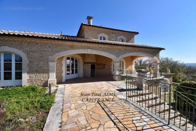 Maison à PONT-SAINT-ESPRIT