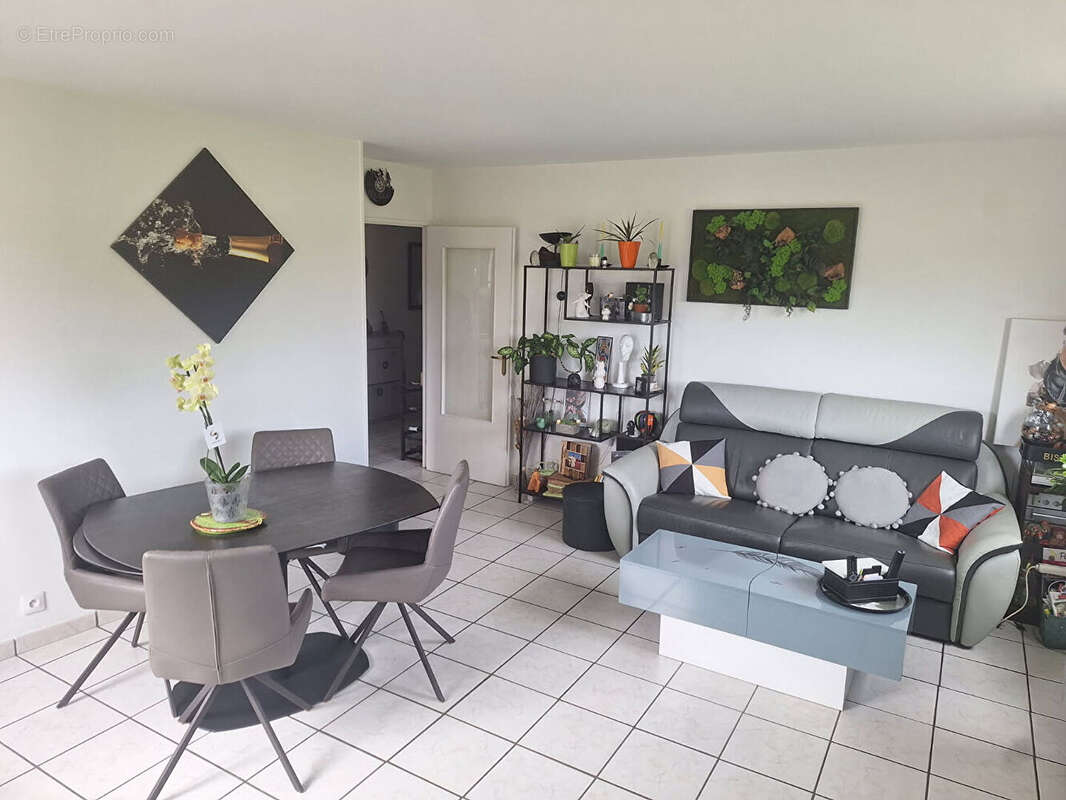 Appartement à LE PRE-SAINT-GERVAIS