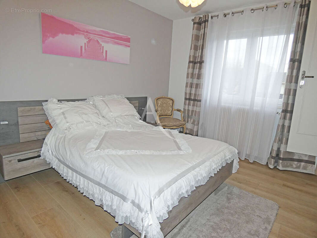 Maison à NEUILLY-SUR-MARNE