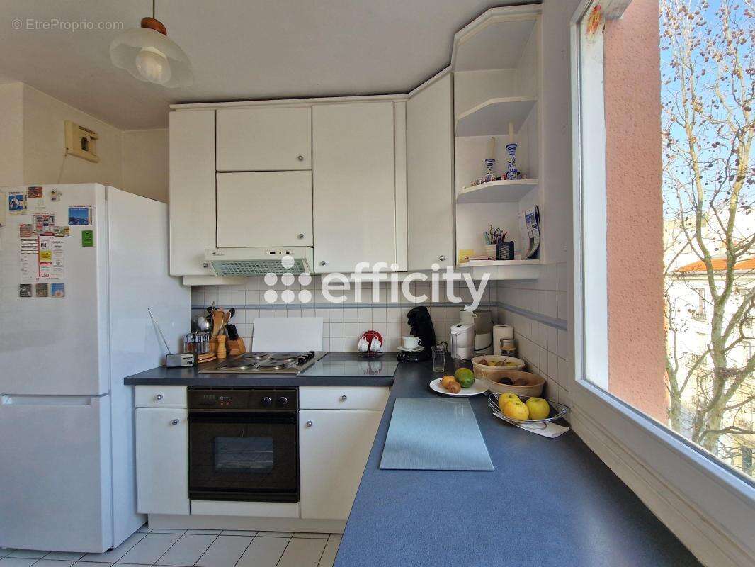 Appartement à ASNIERES-SUR-SEINE