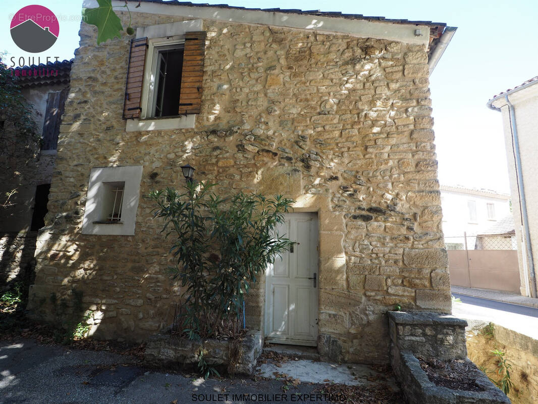 Maison à CAROMB
