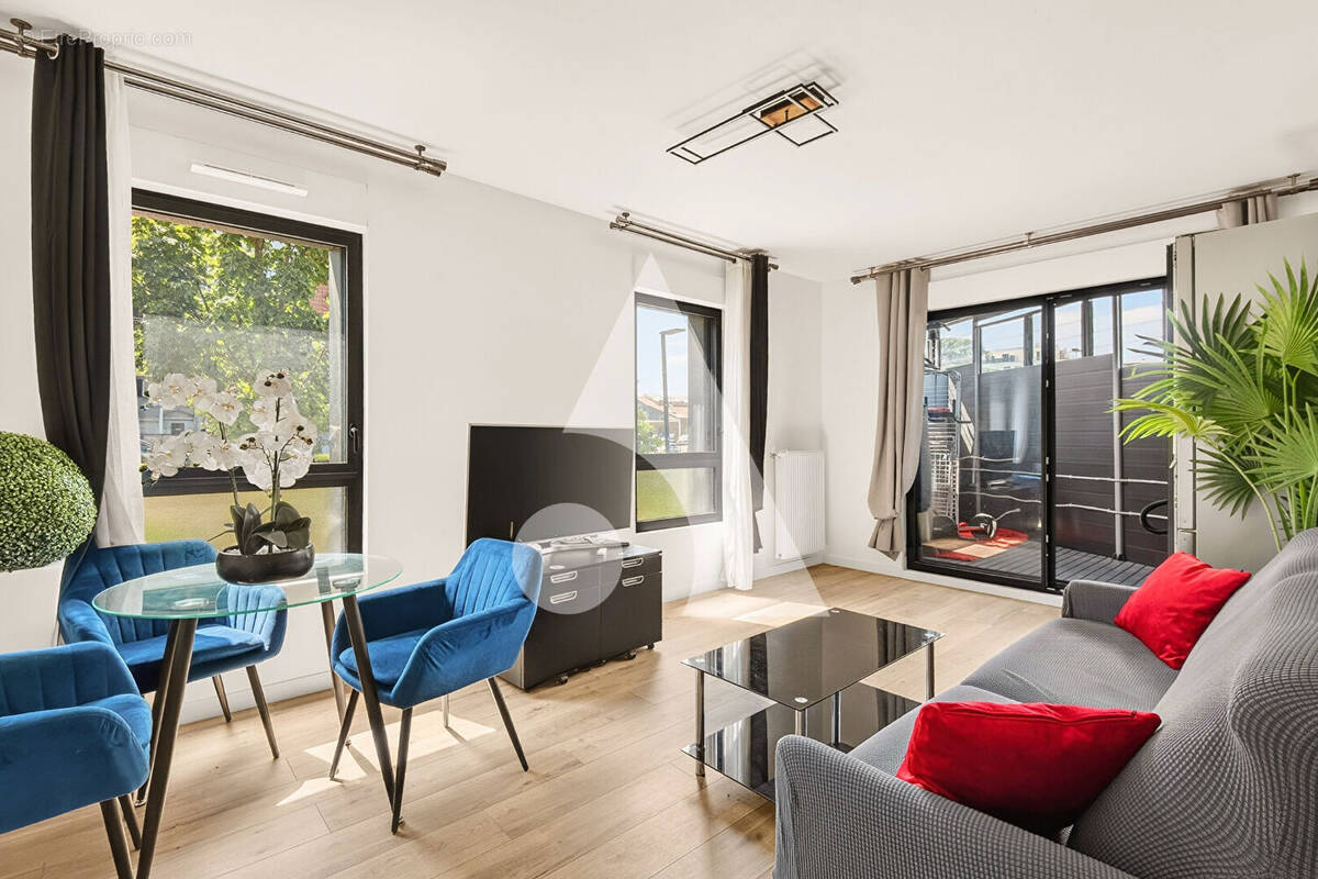 Appartement à GENNEVILLIERS