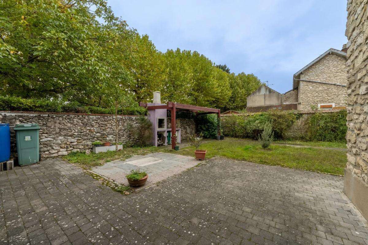 Maison à MANTES-LA-JOLIE