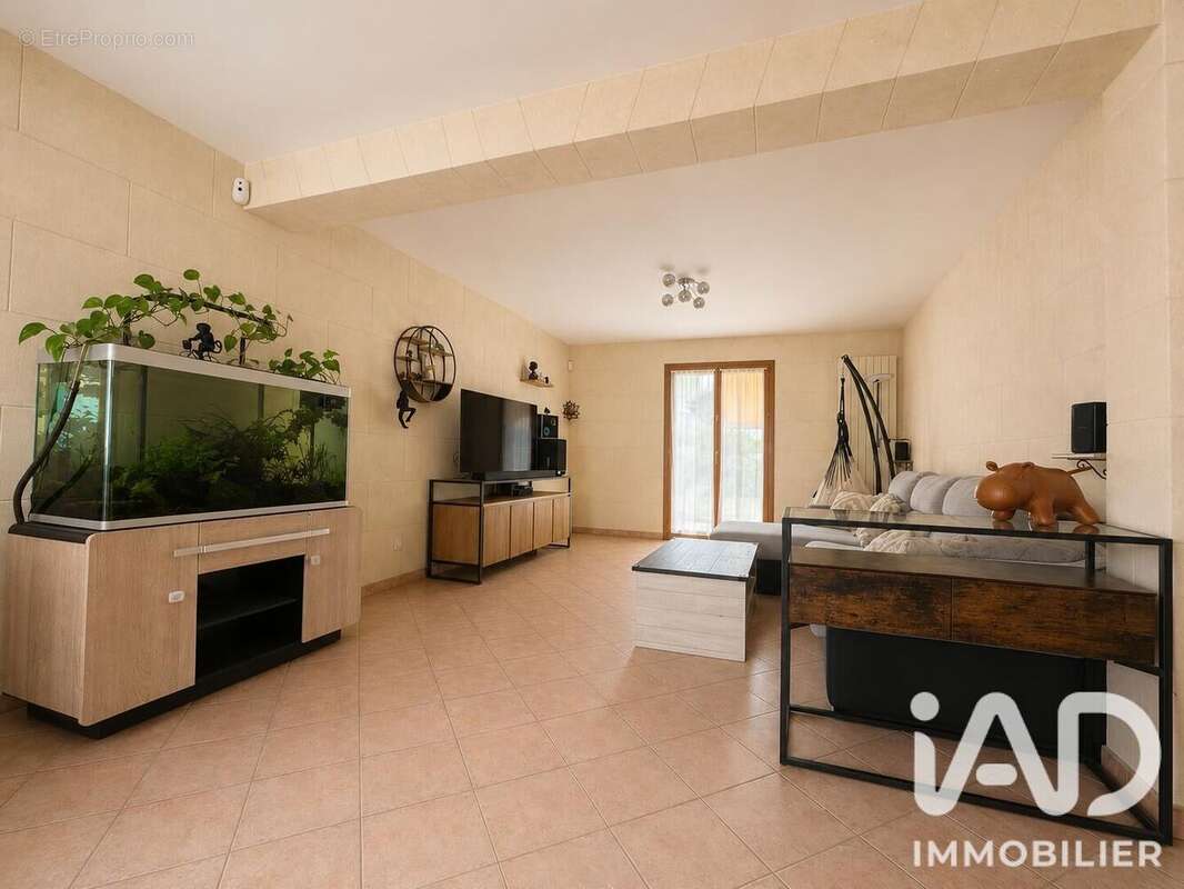 Photo 3 - Maison à LE BLANC-MESNIL