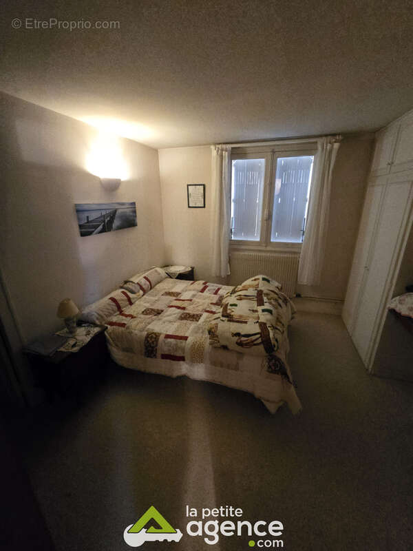 Maison à SAINT-AMAND-MONTROND