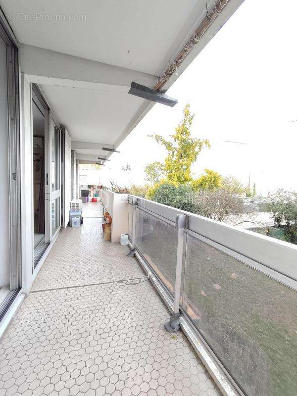 Appartement à LYON-8E