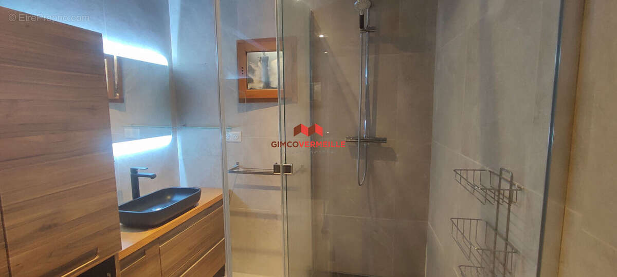 Appartement à LA CELLE-SAINT-CLOUD