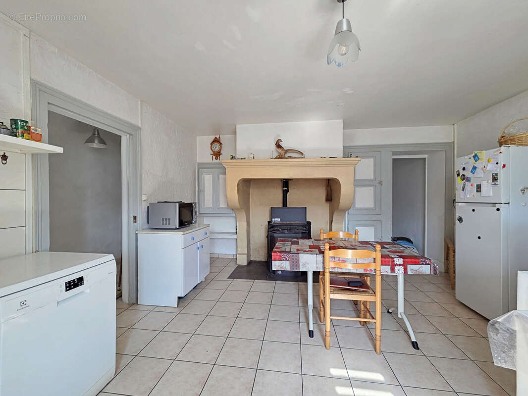 Maison à XIVRAY-ET-MARVOISIN