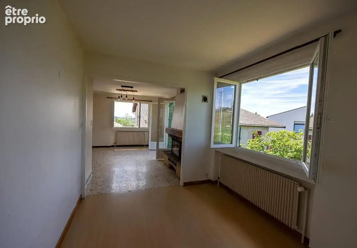Villa T4 au calme avec 160 m² d'ateliers : idéal artisan, collectionneur ou projet locatif - photo 10