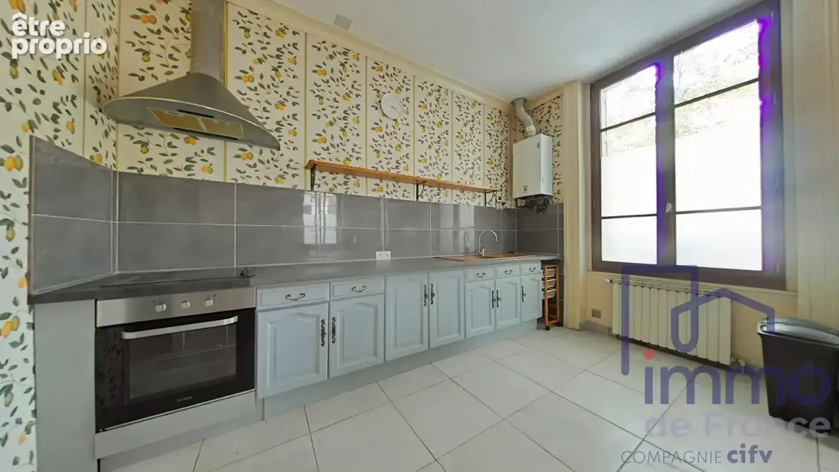 Appartement 61 m² à Saint-Etienne  - photo 2
