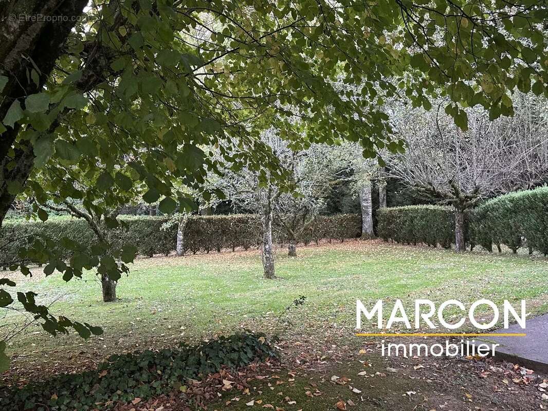 Maison à SAINT-SULPICE-LAURIERE